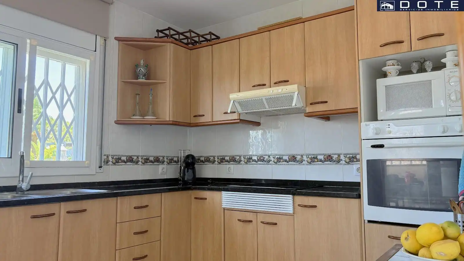 Cuina de Casa o xalet en venda en Creixell amb Aire condicionat, Calefacció i Terrassa