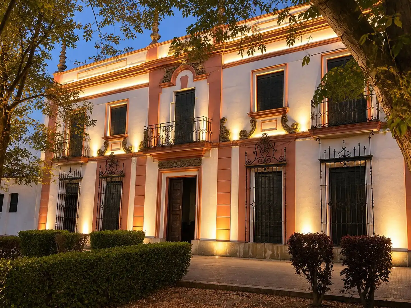 Vista exterior de Casa o xalet en venda en Villafranca de los Barros amb Terrassa, Traster i Balcó