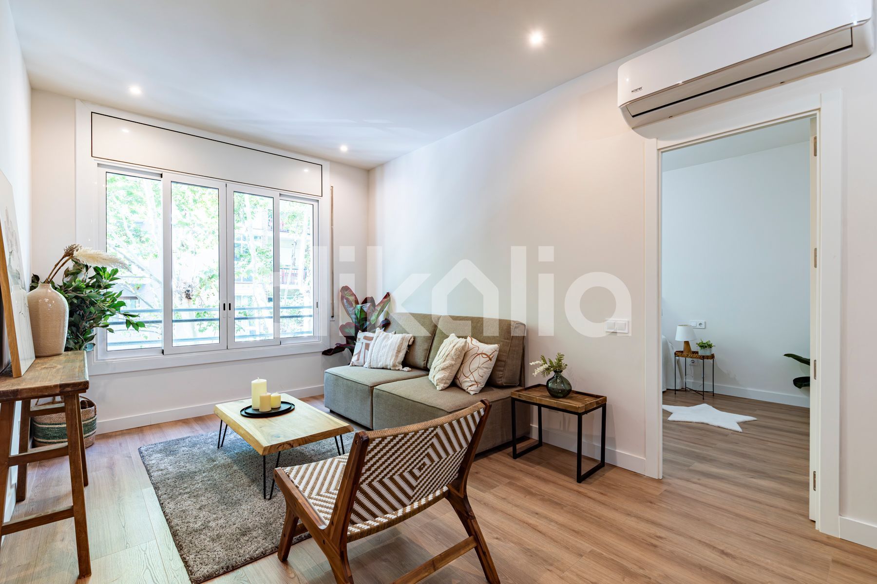 Bedroom of Flat for sale in  Barcelona Capital  with Air Conditioner and Heating