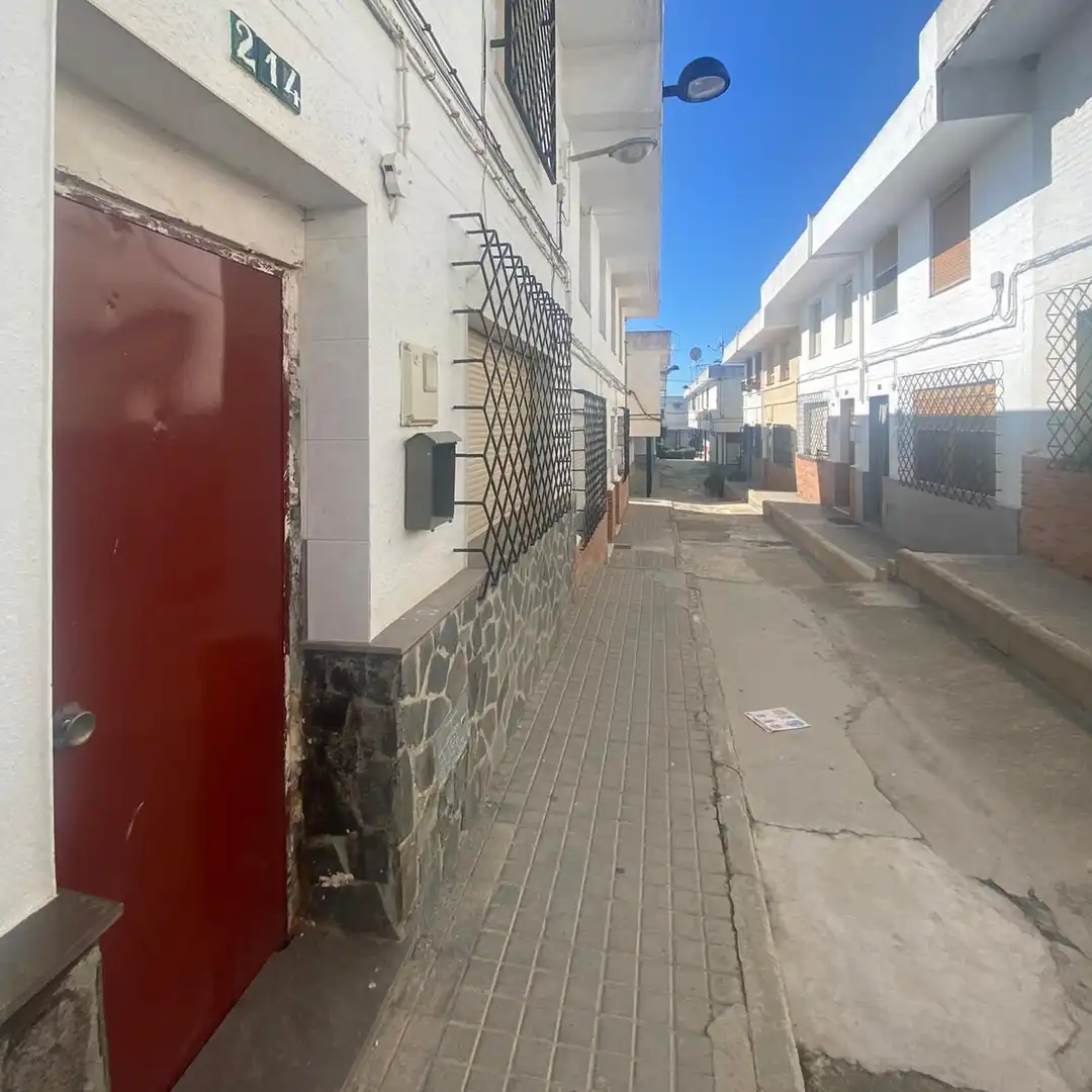 Casa adosada en venta en De La Paz, Huerta de la Reina - Trassierra