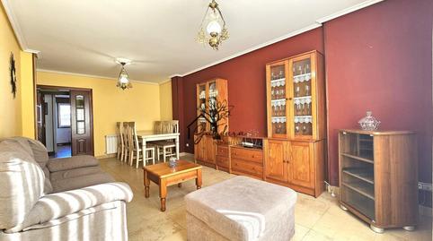 Foto 2 de Piso en venta en A Gándara, Narón