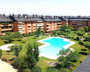 Exterior view of Flat for sale in Majadahonda  with Air Conditioner, Heating and Parquet flooring