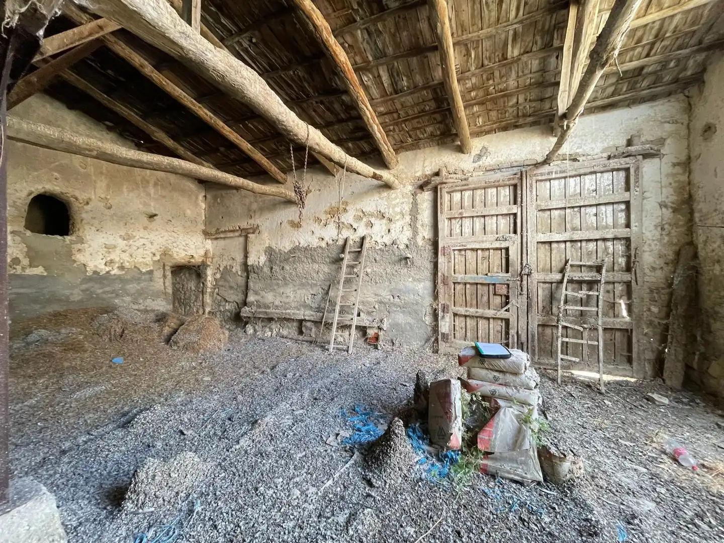 Finca rústica en venda en Tiedra amb Jardí privat i Traster