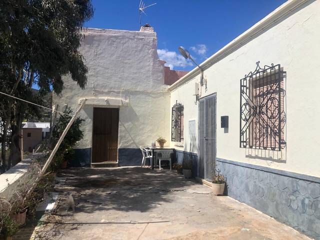 Casa-chalet en Venta en Adra