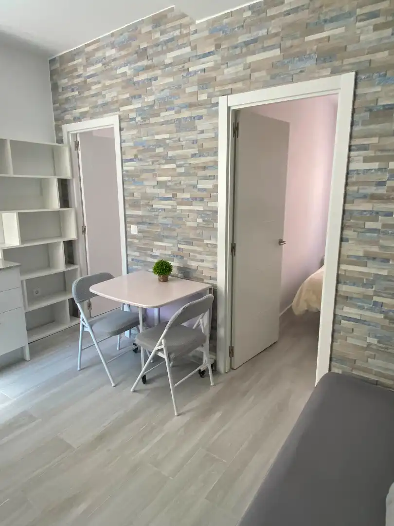Dining room of Flat for rent in Madrid  with Air Conditioner, Heating and Parquet flooring