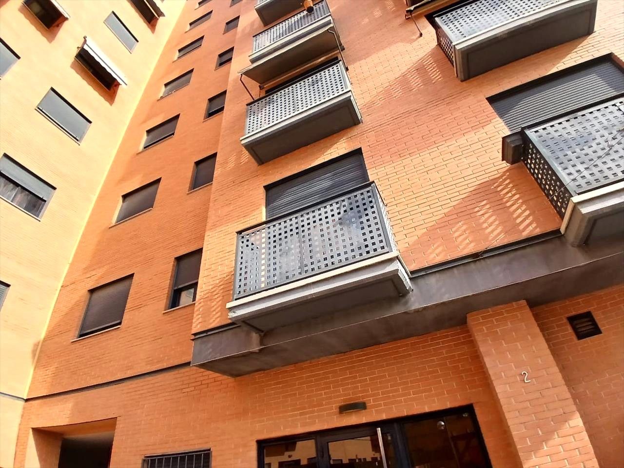 Vista exterior de Piso en venta en San Vicente del Raspeig / Sant Vicent del Raspeig con Horno y Balcón