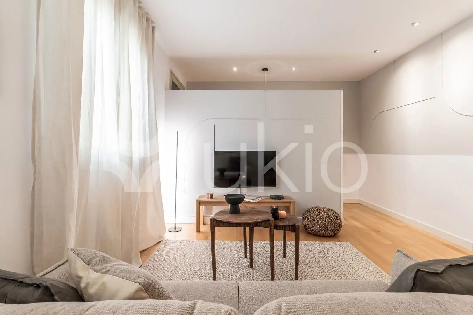 Living room of Apartments for rent in Madrid  with Heating, Oven and Washing machine