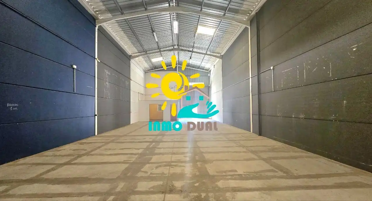 Nave industrial de alquiler en Badajoz