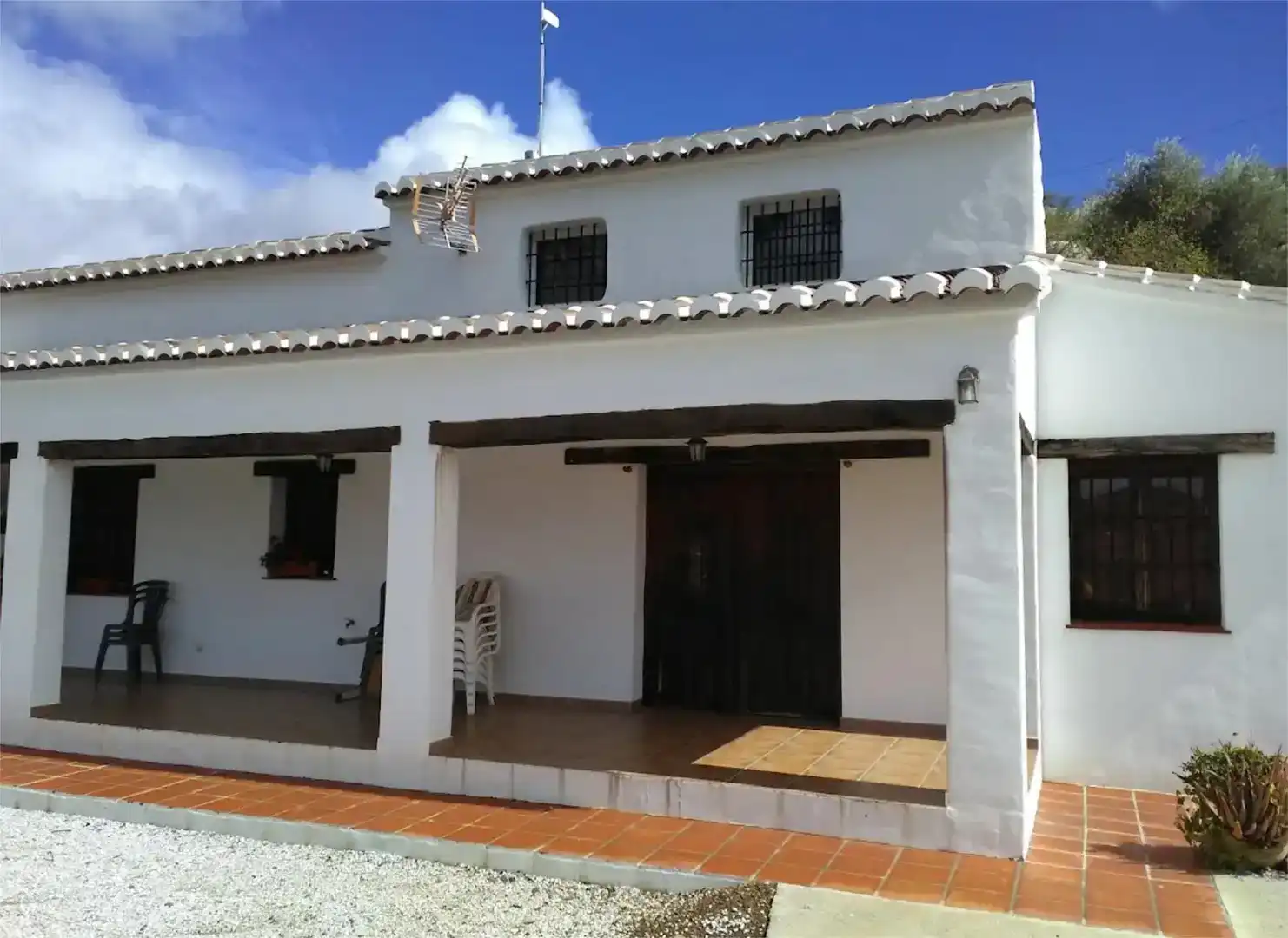 Vista exterior de Casa o xalet de lloguer en Sedella amb Jardí privat, Traster i Piscina