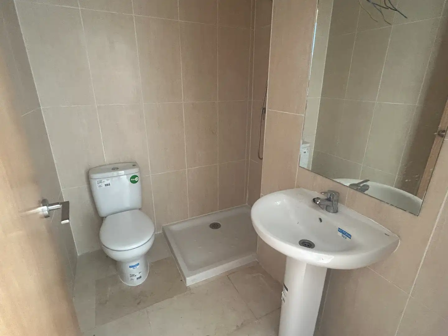 Badezimmer von Einfamilien-Reihenhaus zum Verkauf in Arroyo de la Encomienda mit Heizung, Terrasse und Abstellraum