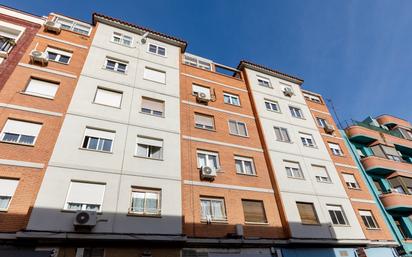 Vista exterior de Pis en venda en  Zaragoza Capital amb Calefacció i Moblat