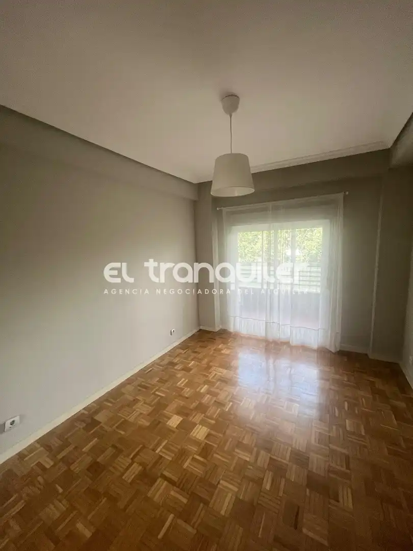 Piso con ascensor en alquiler en Calle Isla de Arosa, imagen 7