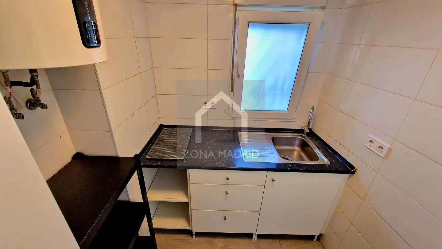 Küche von Wohnung zur Miete in Madrid
