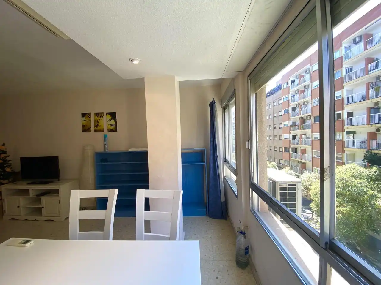 Schlafzimmer von Wohnung zur Miete in Valencia mit Möbliert
