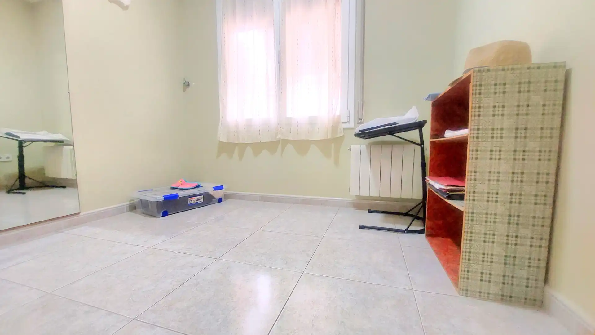 Casa a schiera con terrazza in vendita a Carrer Bisbe Valls, imagen 27