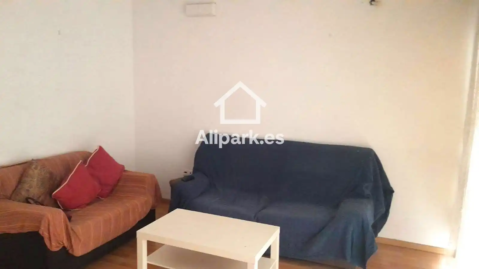 Dormitori de Oficina en venda en Alicante / Alacant amb Terrassa