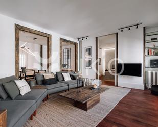Sala d'estar de Apartament de lloguer en  Barcelona Capital amb Aire condicionat, Calefacció i Moblat