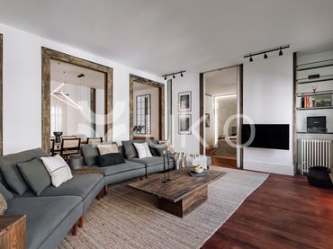 Appartement compact avec ascenseur à louer à Carrer de Roger de Llúria