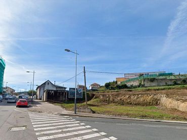 Terrenos y solares en venta en GALICIA 70