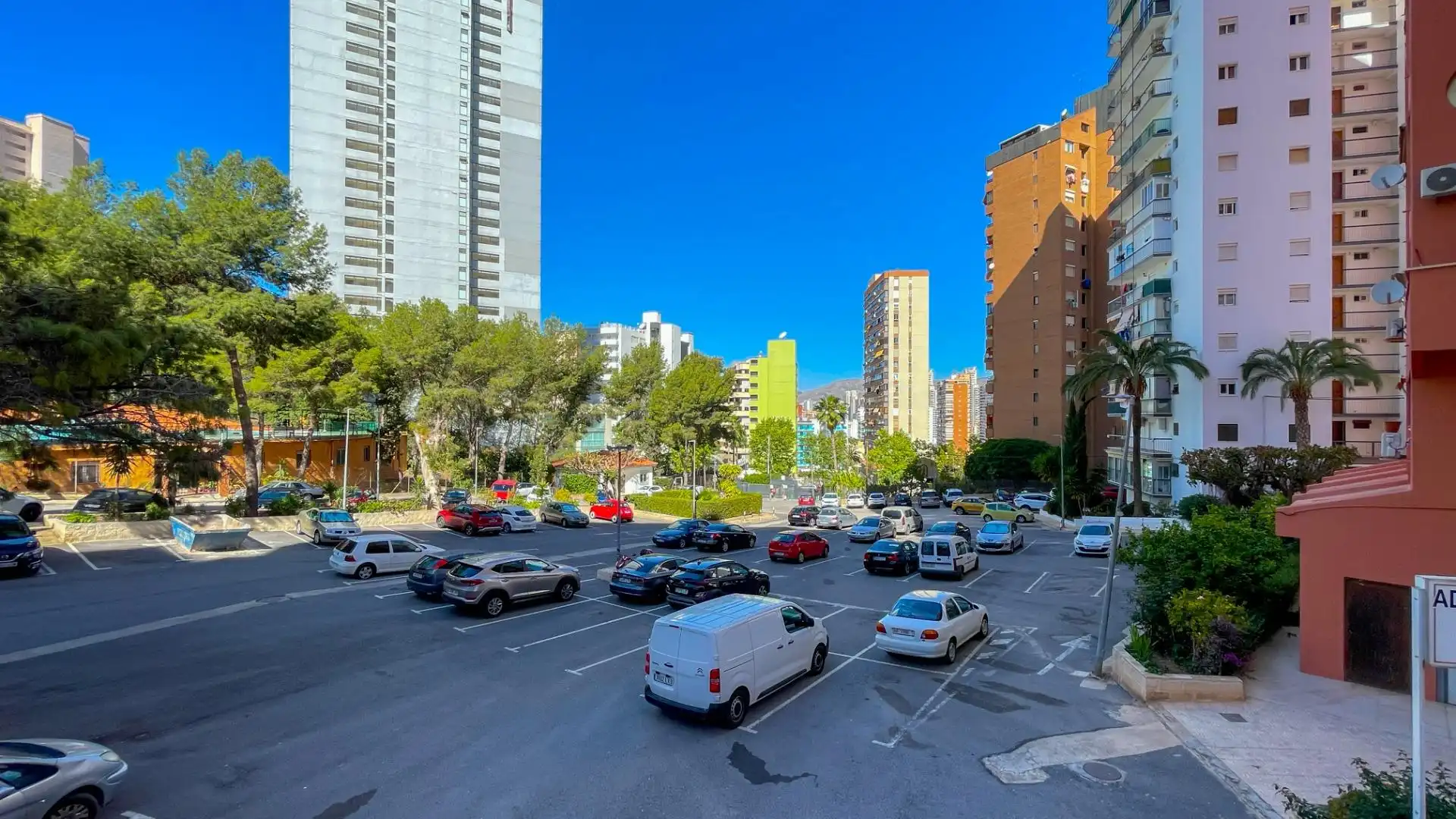 Exterior view of Apartments for rent in Benidorm  with Air Conditioner, Terrace and Furnished