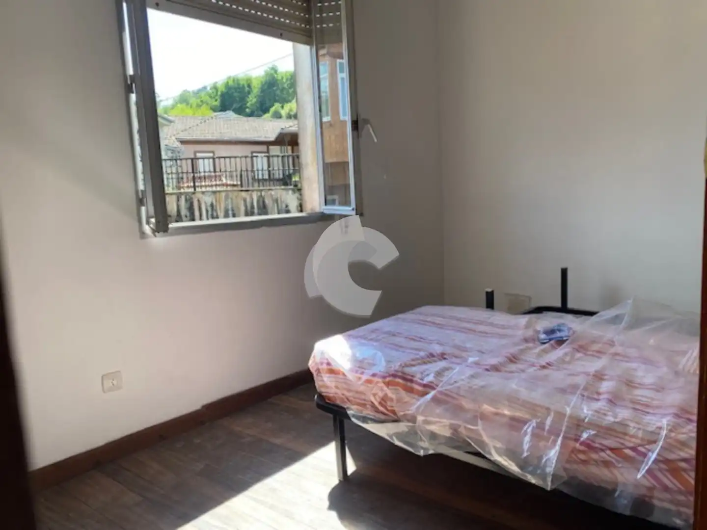 Habitación de Casa adosada en venta en Entrimo con Jardín privado