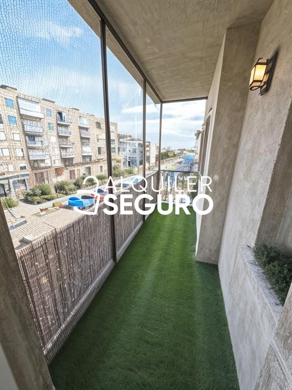 Terrassa de Pis de lloguer en Coslada amb Calefacció i Terrassa