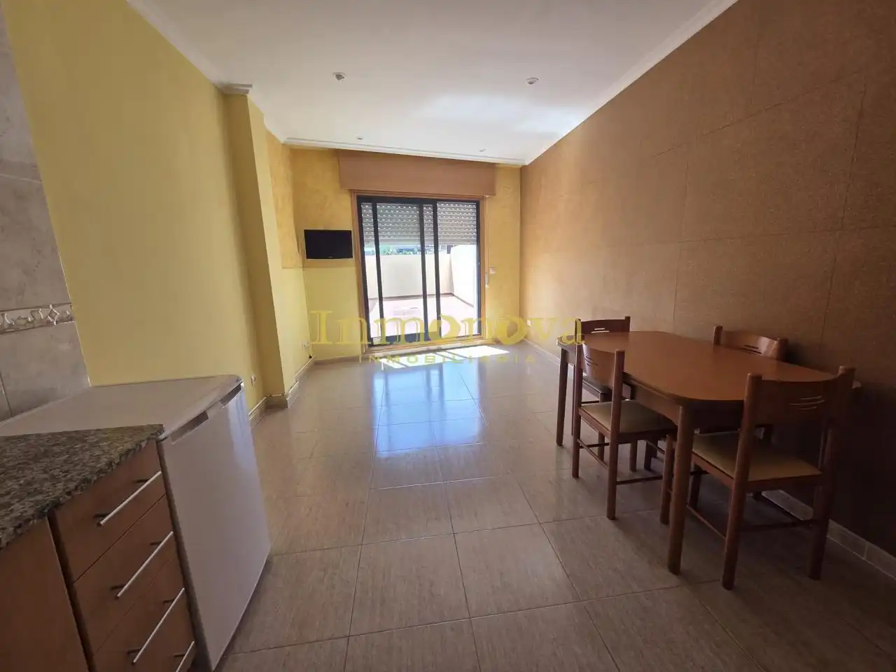 Habitación de Piso en venta en Salceda de Caselas con Calefacción, Trastero y Amueblado