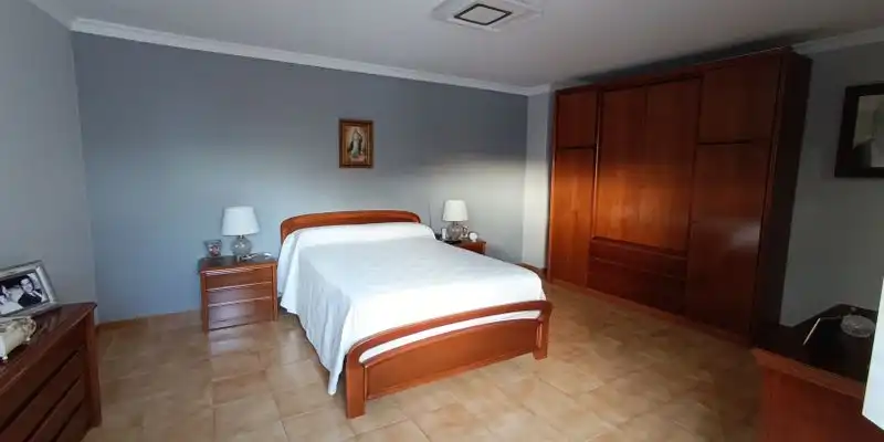 Habitación de Casa adosada en venta en Telde con Terraza, Trastero y Amueblado
