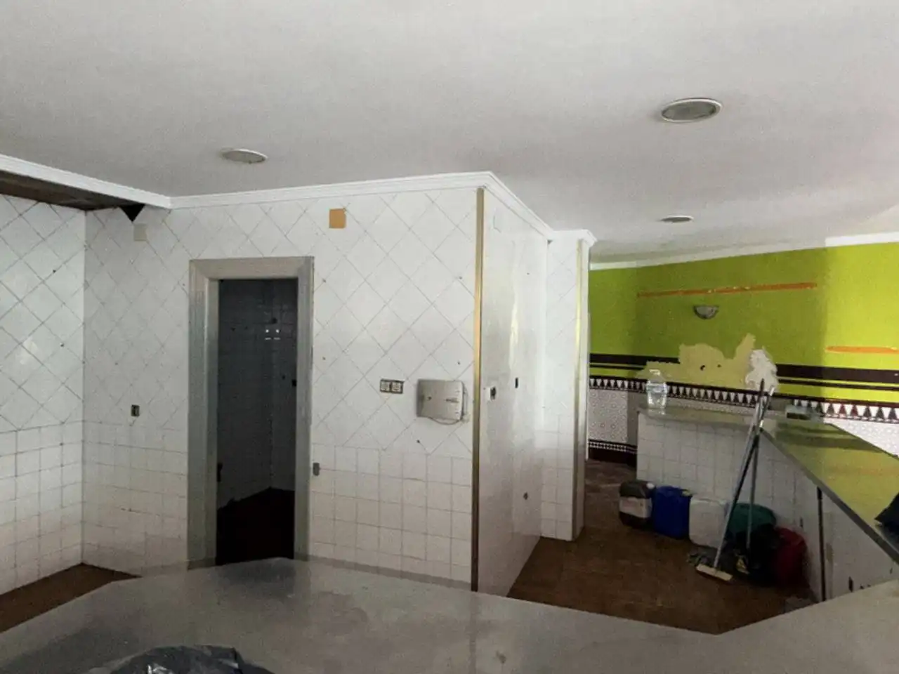 Business premises for sale in Avenida Cala 1, imagen 4