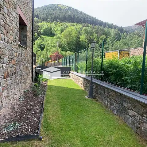Casa pareada con jardín en venta en Pal - Xixerella, imagen 18