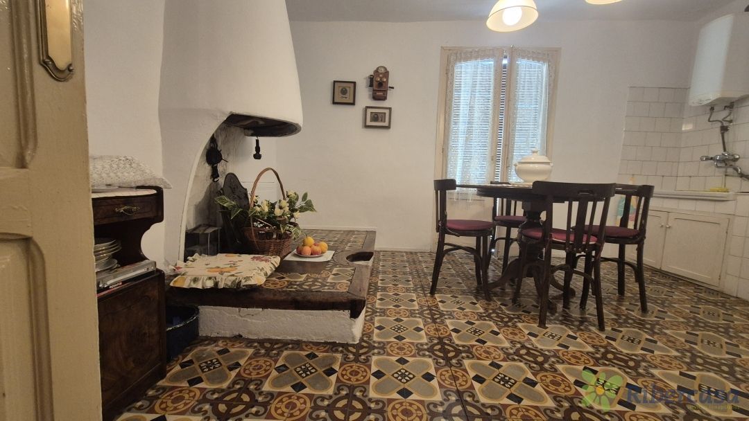 Cuina de Casa o xalet en venda en Cervera del Río Alhama amb Jardí privat i Balcó
