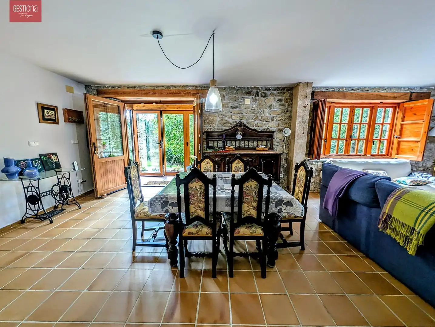 Comedor de Casa o chalet en venta en Escalante con Jardín privado y Balcón