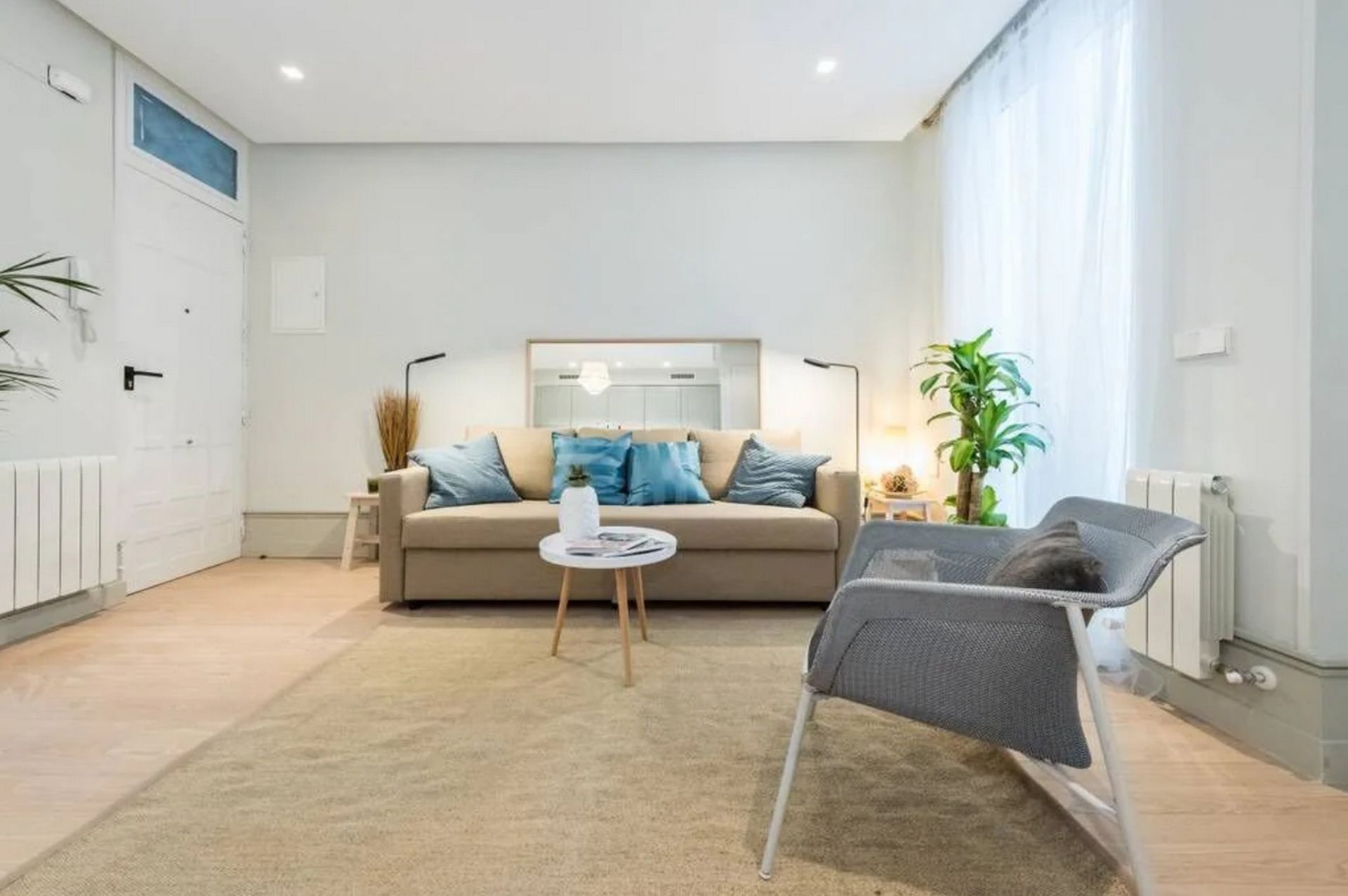 Sala d'estar de Pis de lloguer en Parla amb Aire condicionat, Moblat i TV