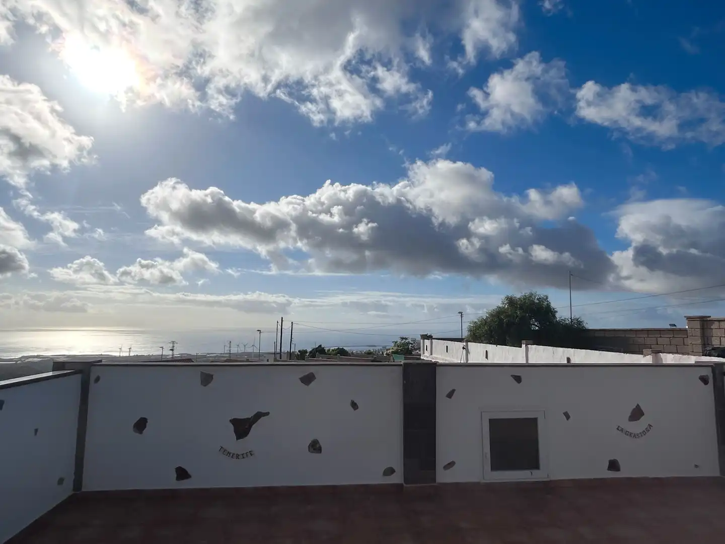 Vista exterior de Casa o xalet en venda en Granadilla de Abona amb Terrassa, Traster i Rentadora