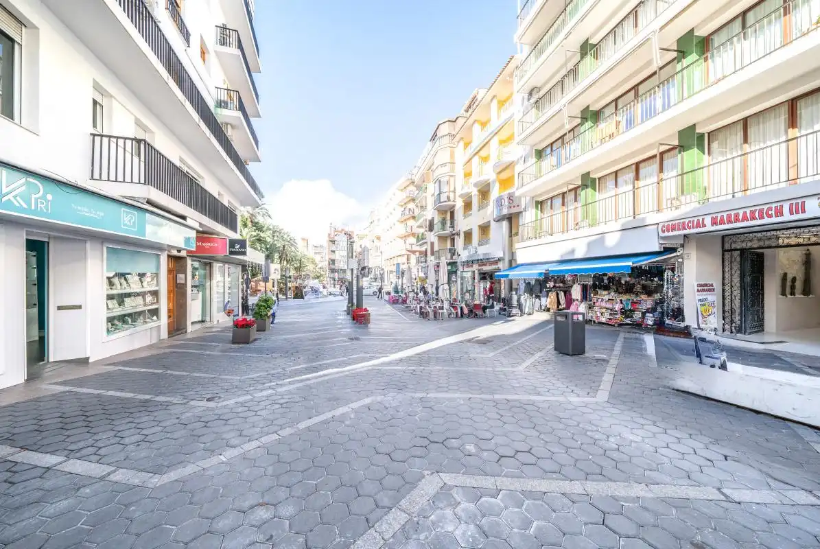 Vista exterior de Planta baja en venta en Benidorm con Aire acondicionado, Calefacción y Terraza