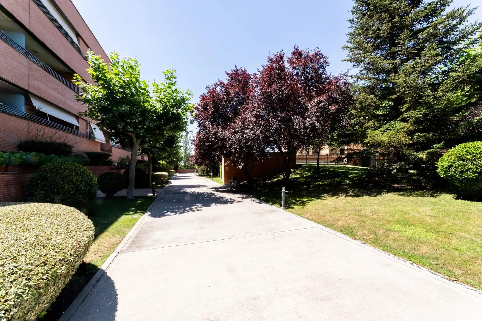 Parking of Flat for rent in Pozuelo de Alarcón  with Air Conditioner, Heating and Private garden