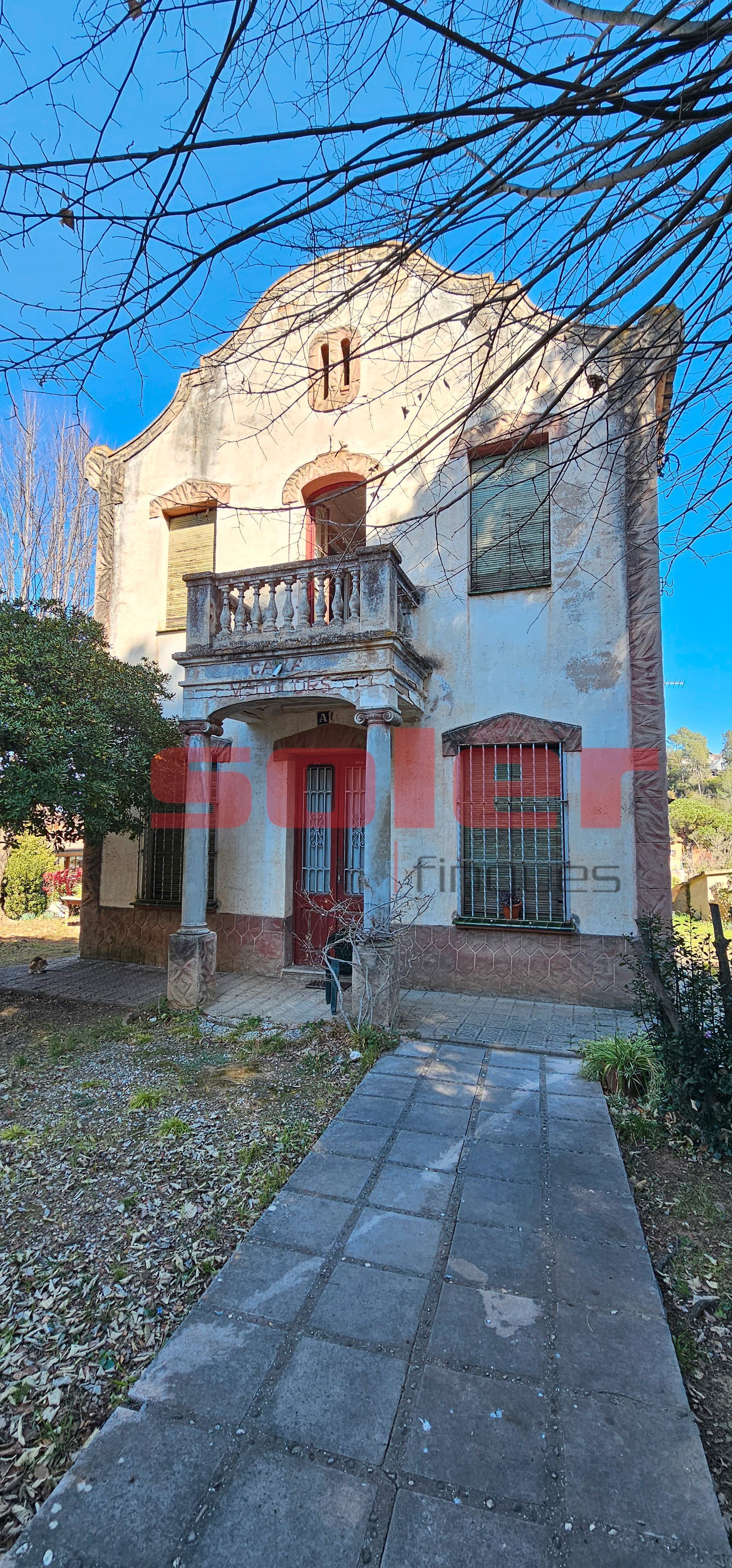 Exterior view of House or chalet for sale in Sant Cugat del Vallès  with Swimming Pool