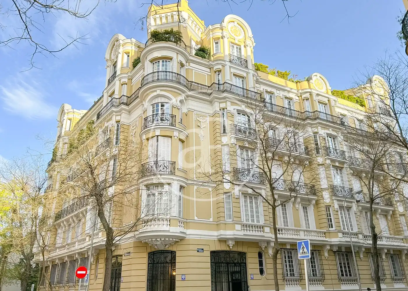 Vista exterior de Ático en venta en Madrid con Aire acondicionado, Calefacción y Terraza