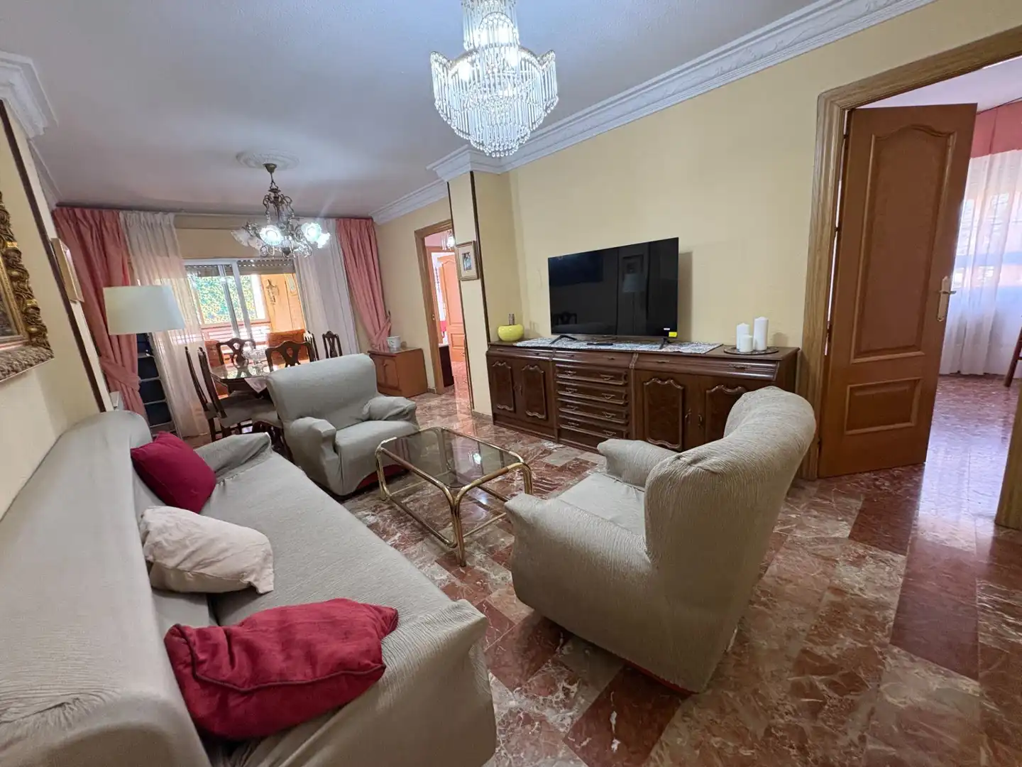 Living room of Flat for rent in Granada  with Heating, Terrace and Furnished