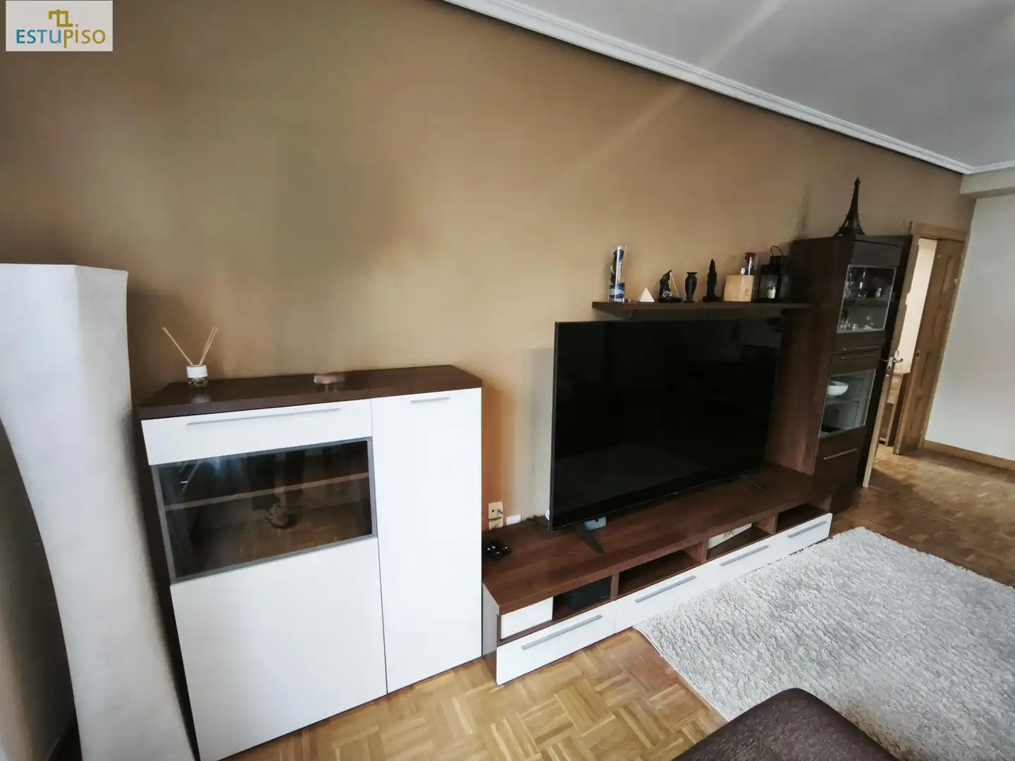 Wohnzimmer von Wohnung zum Verkauf in Vitoria - Gasteiz mit Heizung, Abstellraum und Möbliert
