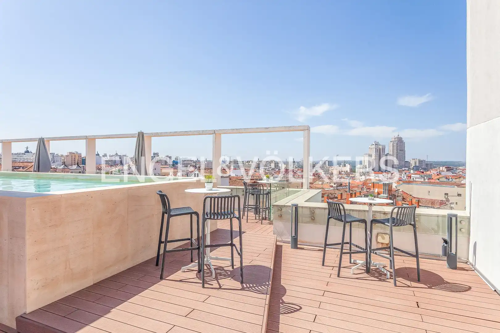 Terraza de Piso de alquiler en Madrid con Aire acondicionado, Calefacción y Piscina