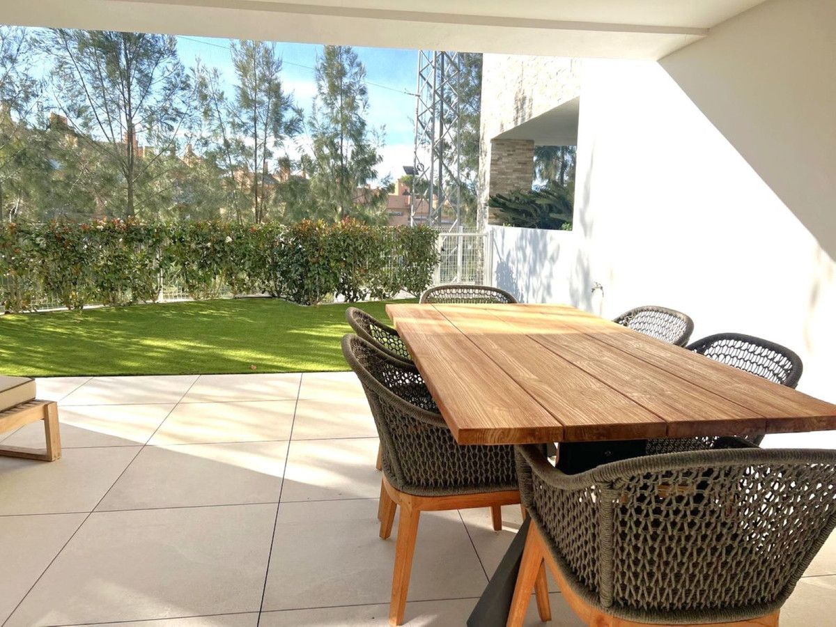Terrassa de Planta baixa en venda en Marbella amb Aire condicionat, Jardí privat i Terrassa