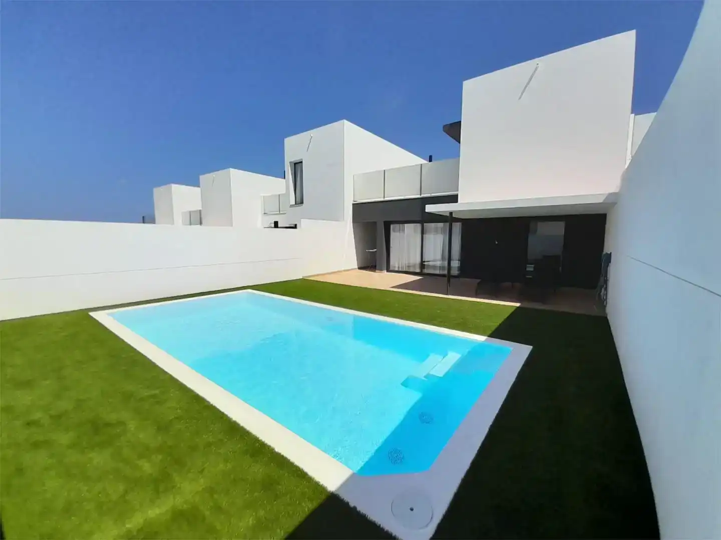 Schwimmbecken von Wohnung zum Verkauf in La Oliva mit Privatgarten, Parkett und Abstellraum