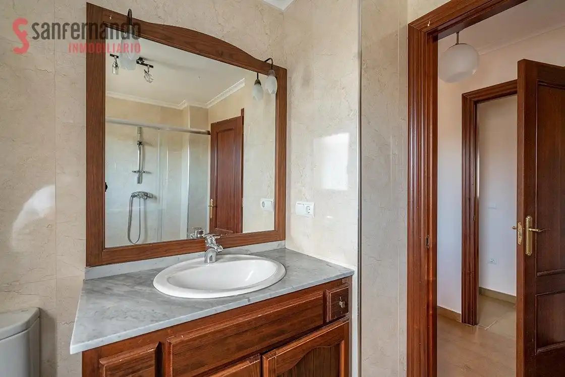 Baño de Casa o chalet en venta en Santa Cruz de Bezana con Calefacción, Jardín privado y Balcón