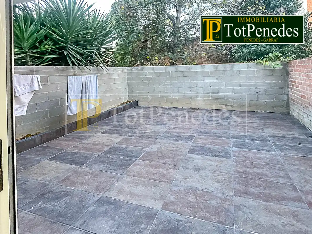 Terraza de Casa adosada en venta en Vilafranca del Penedès con Aire acondicionado, Calefacción y Terraza