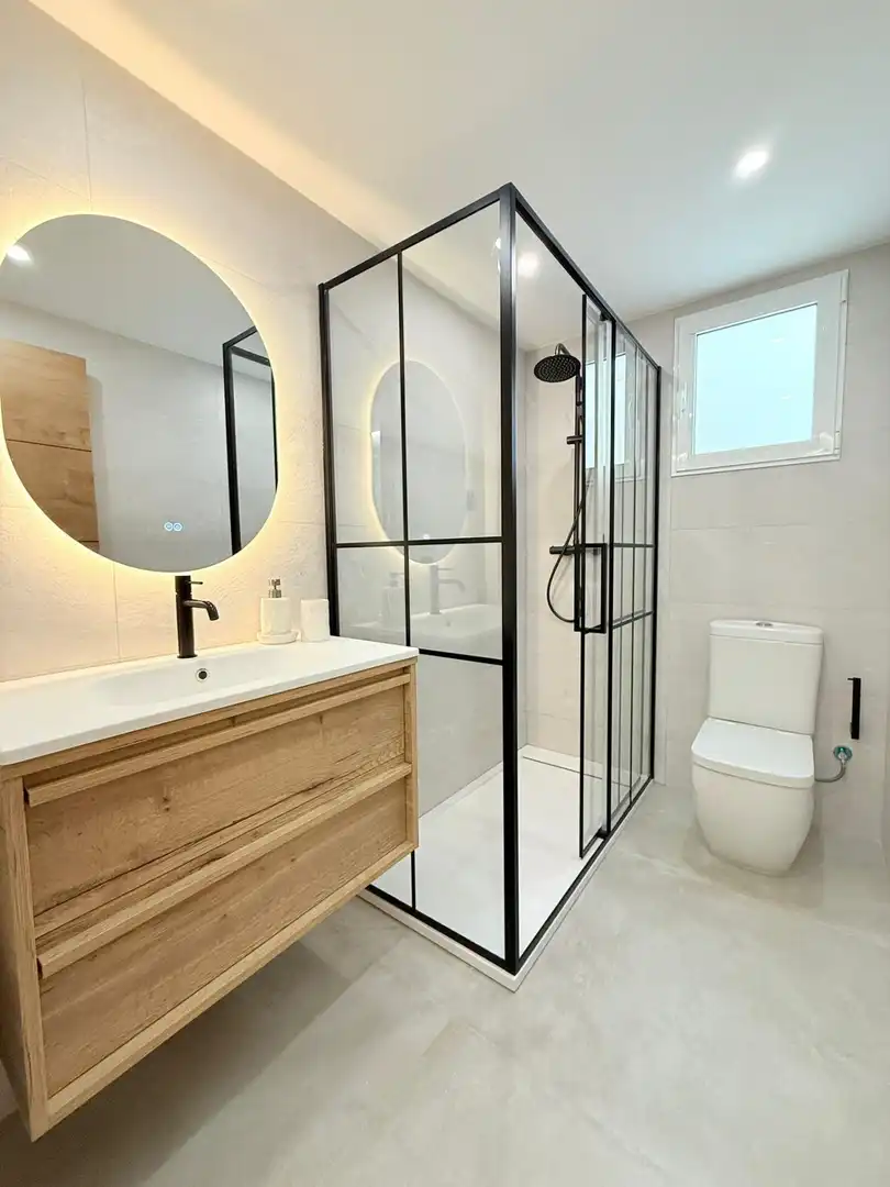 Baño de Piso en venta en Orihuela con Aire acondicionado
