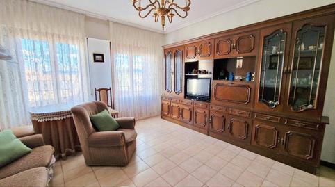 Foto 2 de Piso en venta en Calle Plaza Autonomia, Castañares de Rioja, La Rioja