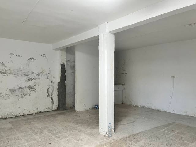 Local comercial en Venta en Calle del Doctor Espina en Opañel