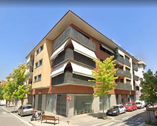 Vista exterior de Local en venda en Vilafranca del Penedès