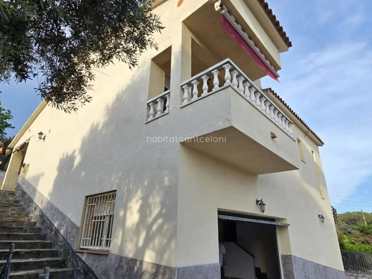Vista exterior de Casa o xalet en venda en Riells i Viabrea amb Aire condicionat, Calefacció i Jardí privat